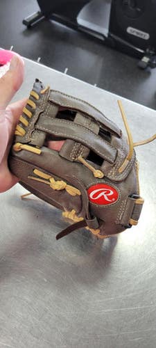 Used Rawlings 11.5 BB/SB Glove LH Throw None 11 1/2" 11497-C000158022