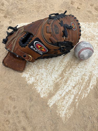Easton NAT22 RH Catcher's Baseball Glove 30" (Used)