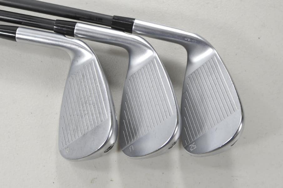 Ping G440 6-W,UW,52* Iron Set Regular Flex Black Dot Alta CB RH