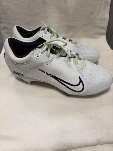 Brand New Womens Size 9.5 Nike React Hyperdiamond 4 Softball Cleats. Medal