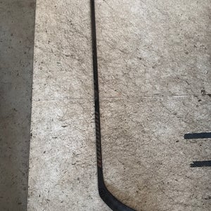 Junior Warrior Covert QR6 Pro Right Handed Hockey Stick W03 50 Flex (Used)