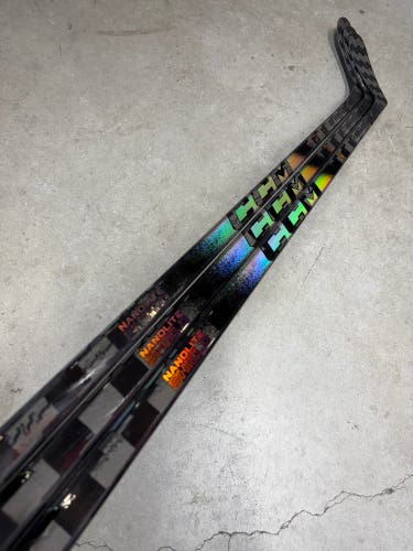 3 PACK 90 Flex P28 Senior CCM Trigger 10 Pro Left Hand Hockey Stick (New) Pro Stock