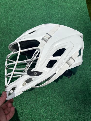 White & Green Adult Warrior Burn Helmet (Used) | Medium