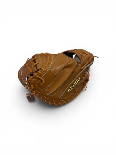 RH Wilson A2000 M23 Catcher's Mitt 33.5" (New)
