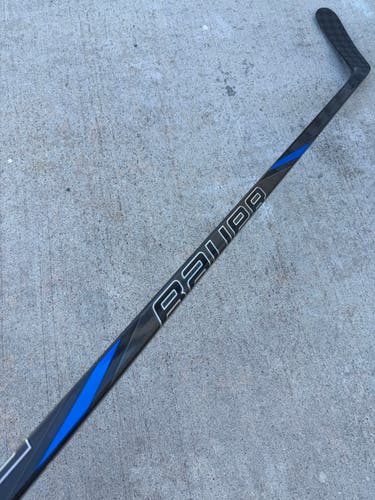 BAUER Nexus Tracer Pro Stock Hockey Stick Grip P92M 87 Flex Left 7028