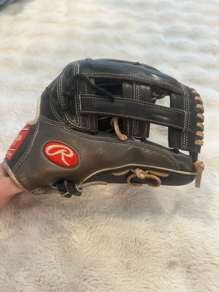 Rawlings Heart of the Hide RH Outfield Baseball Glove 12.75" (Used)