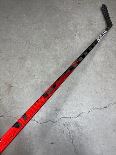77 Flex P92M Senior Bauer Flylite Left Hand Hockey Stick (New) Pro Stock