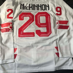 NEW Nathan MacKinnon Team Canada Olympic Hockey Men's Jersey Stitched Size L