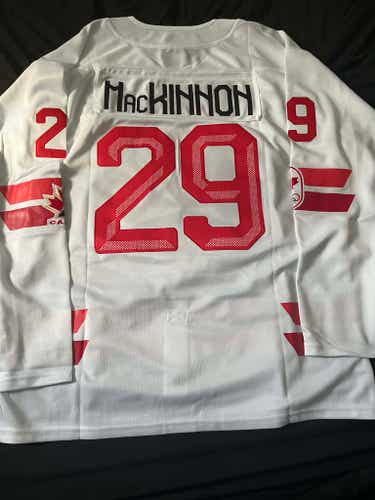 NEW Nathan MacKinnon Team Canada Olympic Hockey Men's Jersey Stitched Size L