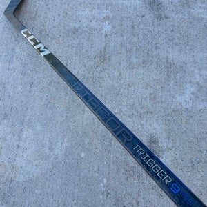 CCM Trigger 9 Pro Stock Hockey Stick Grip 90 Flex P90M Right 7084