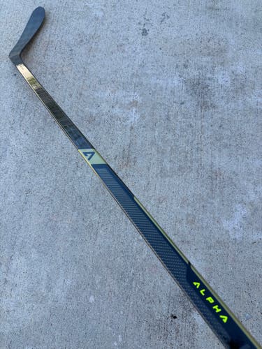 Warrior Alpha LX3 PRO Pro Stock Hockey Sticks Grip P28 60 Flex Right 7006