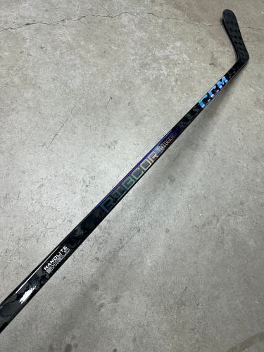 85 Flex P29 Senior CCM RibCor Trigger 9 Pro Left Hand Hockey Stick Pro Stock (New)