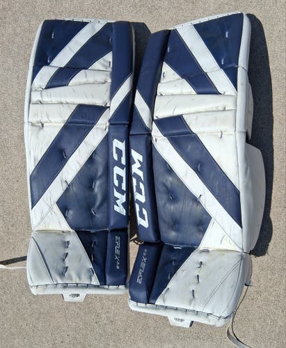 32+1" CCM Extreme Flex 5.9 Goalie Leg Pads (Used)
