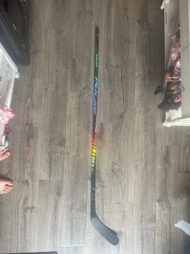 Custom silver Senior Bauer Pulse Left Hand Hockey Stick P88 77 Flex (New)