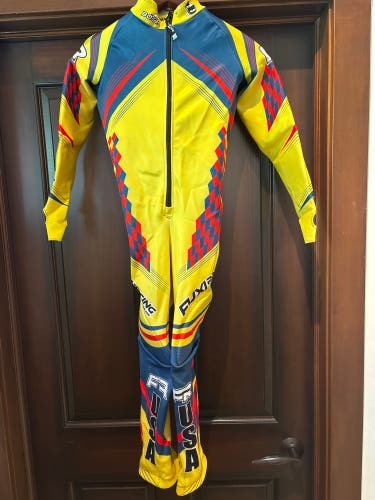 LIKE NEW!! Unisex Child Large Fuxi Ski Suit (Used)