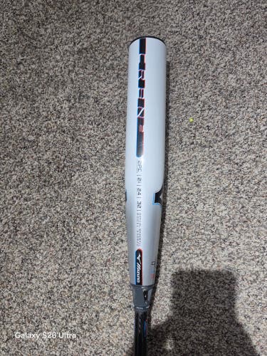 2024 Mizuno Crbn2 USSSA Certified Bat (-8) 24 oz 32" (Used)
