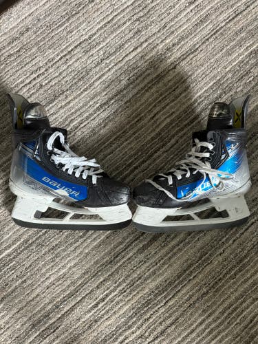 2023 Bauer Vapor Hyperlite 2 Hockey Skates Regular Width Pro Stock 8 (Used)