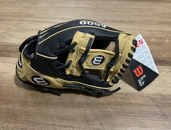 Wilson Baseball/Softball Glove (New)