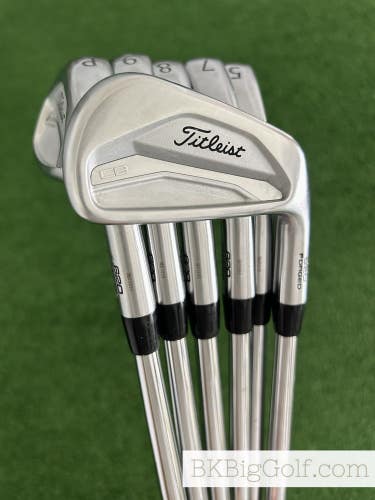 Titleist 620 CB Forged Iron Set 5-P / Dynamic Gold 105 Stiff +1/2