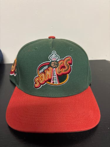 Seattle SuperSonics Adult Unisex Medium/Large Mitchell & Ness Hat (New)