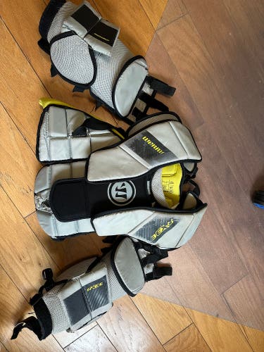 Large Goalie Chest Protector (Used)