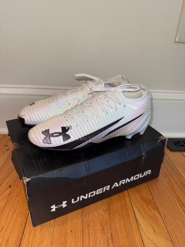 Men's Size M 10.5 (W 11.5) Under Armour Blur Low Top (Used)