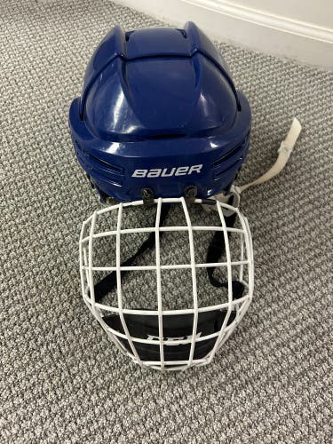 Small Bauer Helmet (Used)