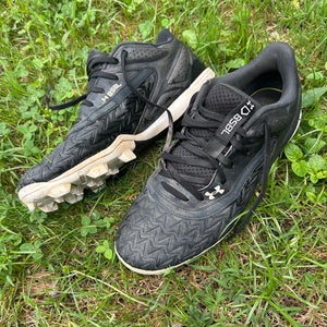 Black Men's Size M 8.5 (W 9.5) Adult Under Armour Low Top Molded Cleats (Used)