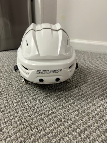 Small Bauer Re-Akt Helmet (Used)