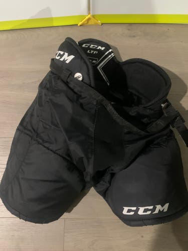 Men's Youth Medium CCM LTP Hockey Pants (Used)