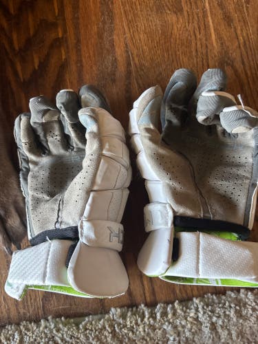 Maverik M6 Lacrosse Gloves (Used)