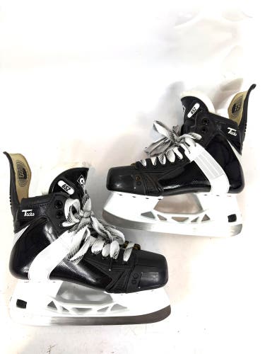 CCM Super Tacks 652 Hockey Skates Wide Width 7.5 (Used)
