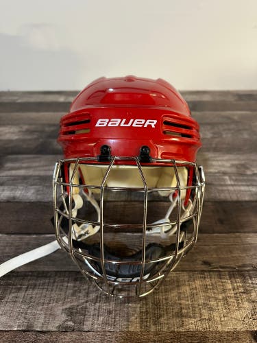 Nearly New Bauer 4500 - RED - Large - CCM Chrome Cage