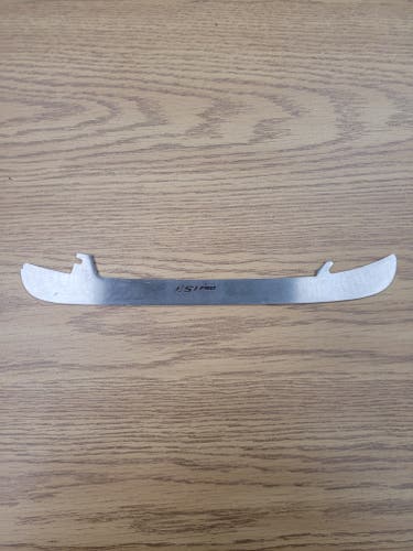 NEW! Size 271 Single Blade CCM XS1 Pro Ice Hockey Runner #A13