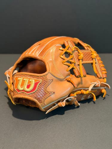 Rare Japanese Wilson Staff 100 year anniversary RH Infield Baseball Glove 11.5" (Used)