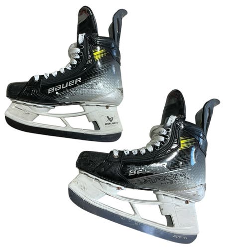NHL Return Bauer Vapor Hyperlite 2 Pro Stock Size 6.5 Hockey Skates (Used) 7890