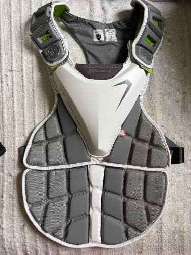 LIKE NEW Maverik Max Goalie Chestplate (S/M)