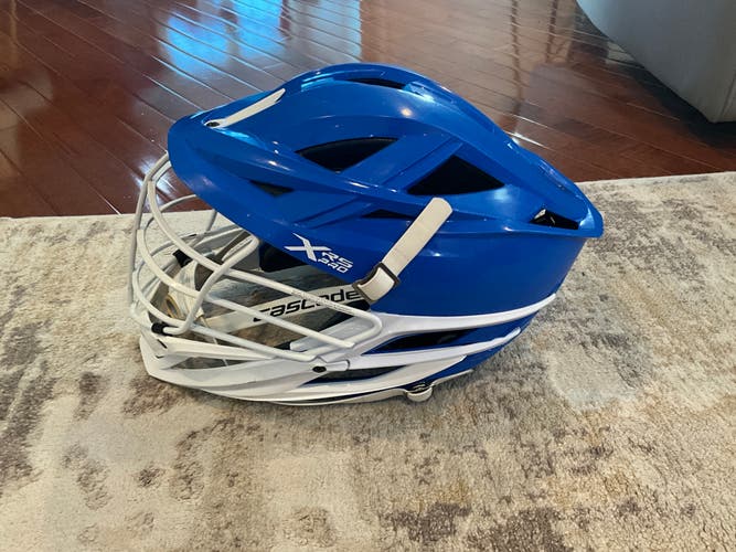 Cascade XRS Pro Helmet (Used) SEND OFFERS PLZ!! WILLING TO NEGOTIATE!!