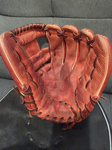 Wilson A2K 1787 Spin Control Baseball Glove 11.75" (Used)