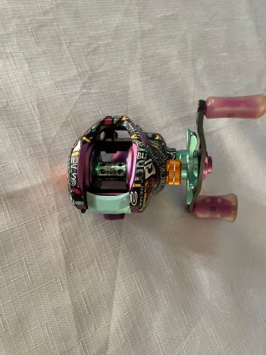 Fishing Reel (Used)