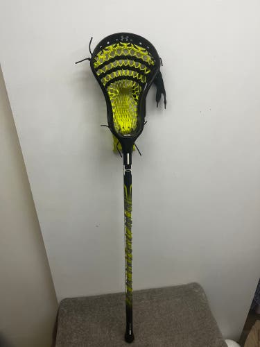 Under Armour NEXGEN 40” Lacrosse Stick 6099 Alloy Black/Fluorescent Yellow