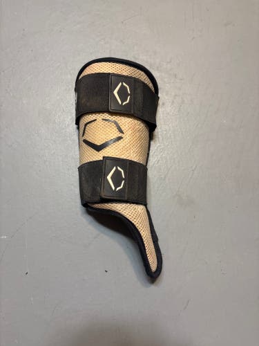 White Senior EvoShield Leg guard Shin Guards (Used)