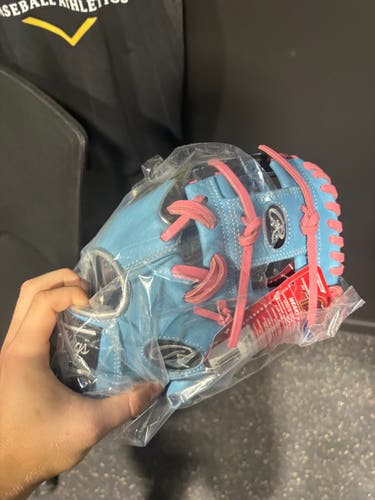 2024 Rawlings Heart of the Hide RH Infield Baseball Glove 11.5" (New)
