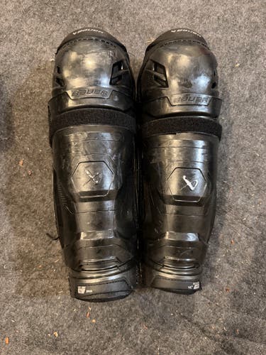 Intermediate Bauer Supreme M5 Pro 14" Shin Pads (Used)