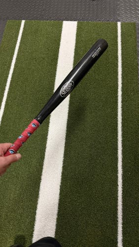 2022 Louisville Slugger Genuine Wood Bat ` 30" (Used)