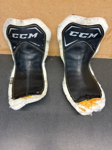 CCM retail 9035 ice hockey skate tounges pair size 10 thick white/black yellow stitching