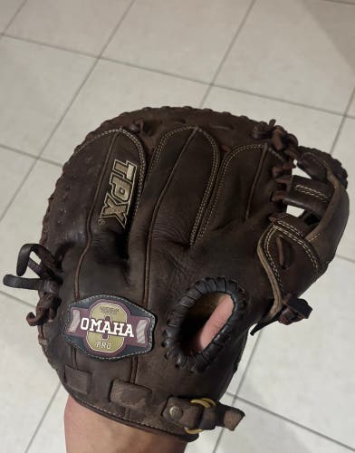 Louisville Slugger TPX RH First Base Baseball Glove 11.5" (Used)