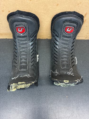 CCM U ice hockey skate tounges pair size 8 black Thailand