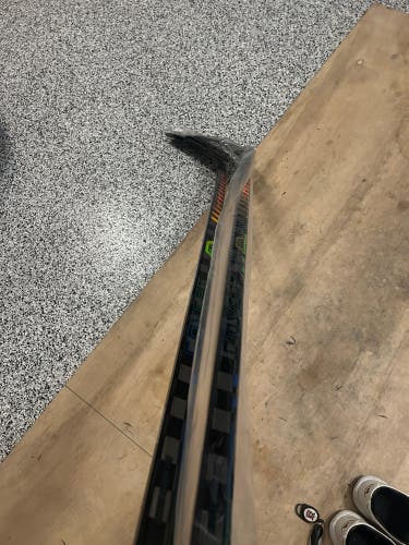 2 Senior Warrior Covert QR6 Pro Right Handed Hockey Stick P86 82 Flex Pro Stock (New)