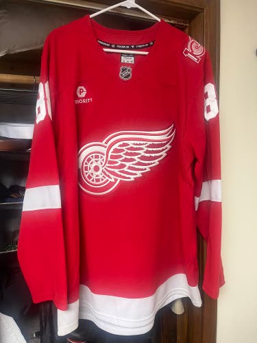 Detroit Red Wings Patrick Kane Jersey